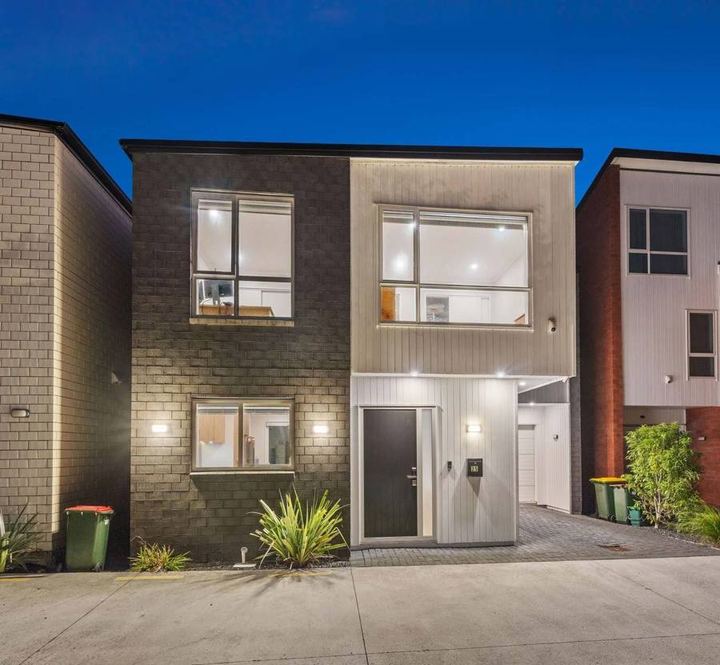 Sold: 25 Haumako Place, Otahuhu
