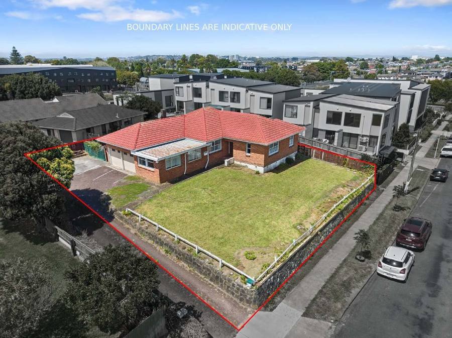 Sold: 4 Kenderdine Road, Papatoetoe
